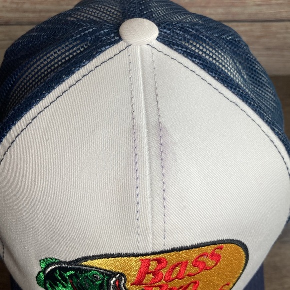 Bundle of 2 Pre owned Mens Bass Pro Shop Trucker Hats Black & Blue & White - Picture 6 of 8